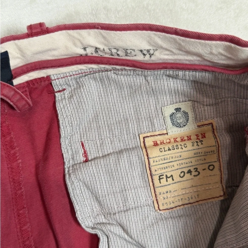 J. Crew Men's 32W Broken In Classic Cotton Burgundy Red Preppy Chinos